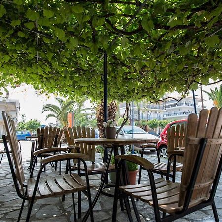 Hotel Alexandros Neoi Poroi Bagian luar foto