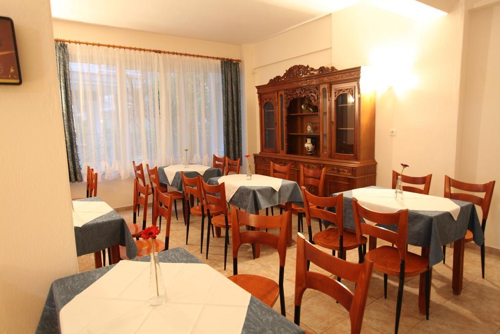 Hotel Alexandros Neoi Poroi Bagian luar foto