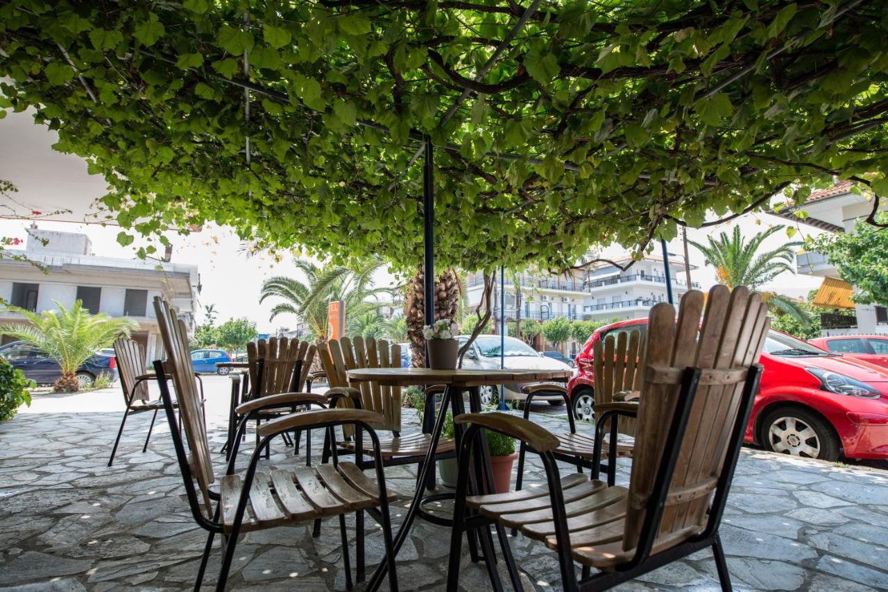 Hotel Alexandros Neoi Poroi Bagian luar foto